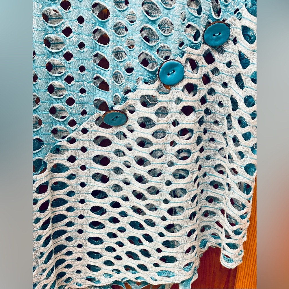 Women’s “Lulu B” Laser Cut Eyelet Hole 3/4 Sleeve Cowl Neck Top - Picture 4 of 15